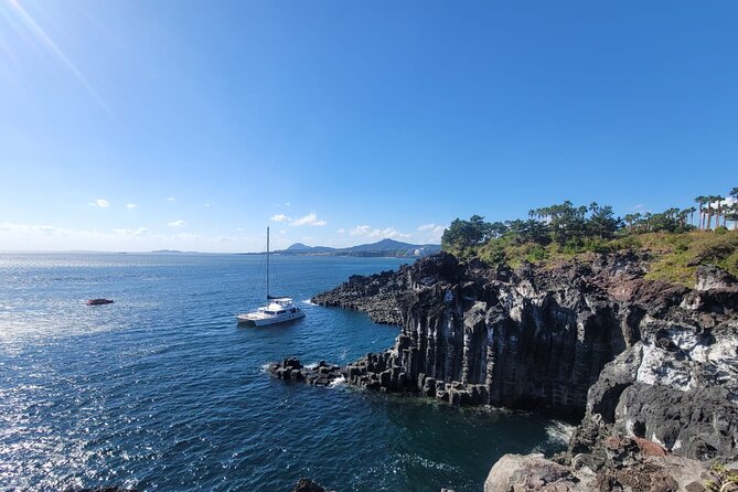 2 Days Jeju Private Jumbo Taxi Tour with Mr.Ko (Suhong) - Food, photos, and the human side of the tour