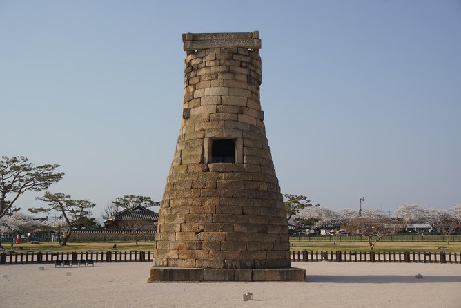 3-Days 2-Nights Gyeongju UNESCO Sites & Busan City [Private Tour from Seoul] - Day 1: Gyeongju’s museum, royal tombs, and night palace