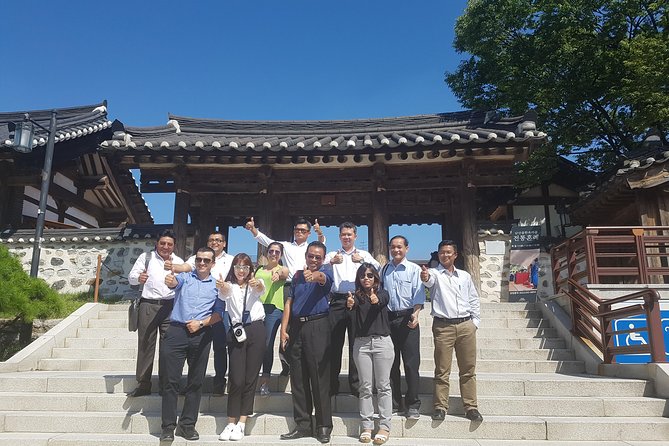 Afternoon Seoul: Hanok Vibes, Netflix Street Food & N Seoul Tower - Should you book it?