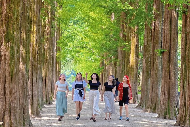 Alpaca World & Nami Island & Garden of Morning Calm One Day Tour - The bus ride is part of the bargain