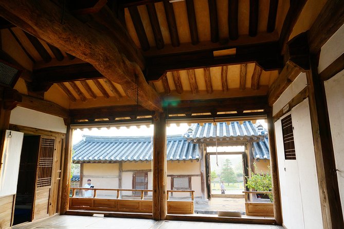 Andong Hahoe Village [UNESCO site] Premium Private Tour from Seoul - Lunch, transport, and the true cost of the day