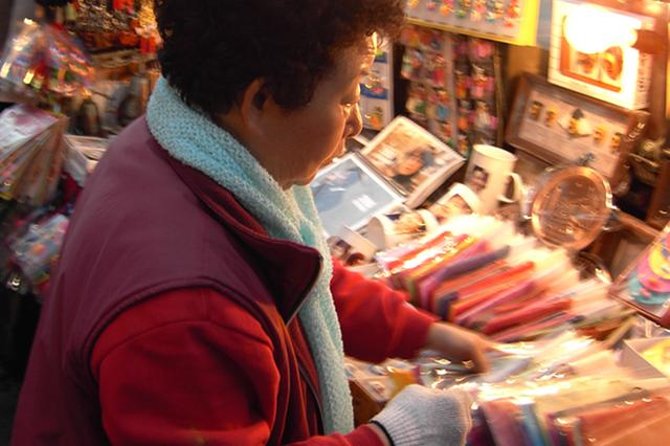 Best of Seoul Shopping Tour - Garosugil begins the day among trees and boutiques