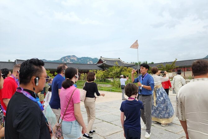 Best Seoul City Tour (Gyeongbokgung Palace,Insadong,Namsan Tower) - The ginseng stop: useful context, limited sightseeing