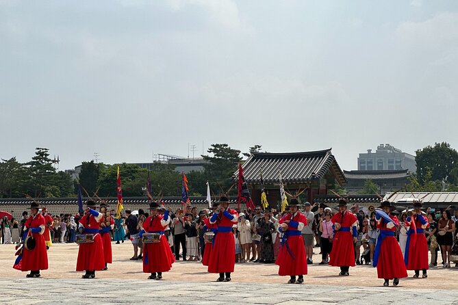 Best Things to Do - Half Day Seoul Trip (Seoul Palace & Temple) - Hotel pickup, coach comfort, and timing