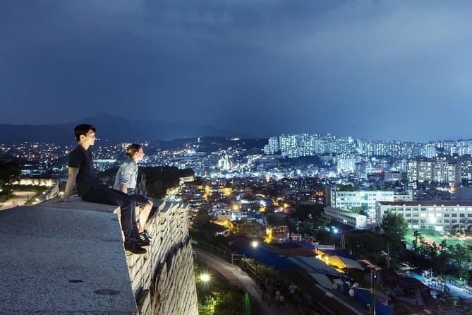 Beyond Seoul: Starfield Library, Hwaseong Fortress & Cave Quest - Who should take this tour?