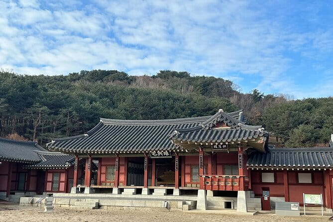 Beyond Seoul: Starfield Library, Hwaseong Fortress & Cave Quest - Booking details worth remembering