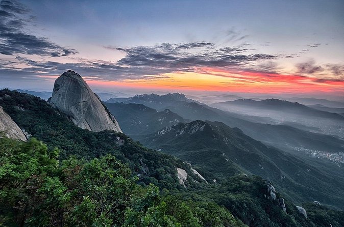 Bukhansan Mountain Private Hike with Lunch - What $170 per person buys you