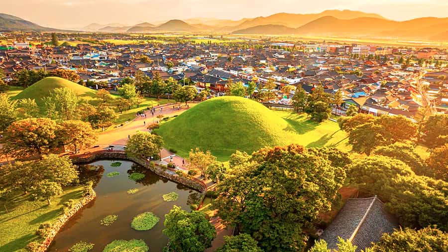 Busan: 7 Highlights Gyeongju City One Day Tour - Gyochon Village and the Choi family story