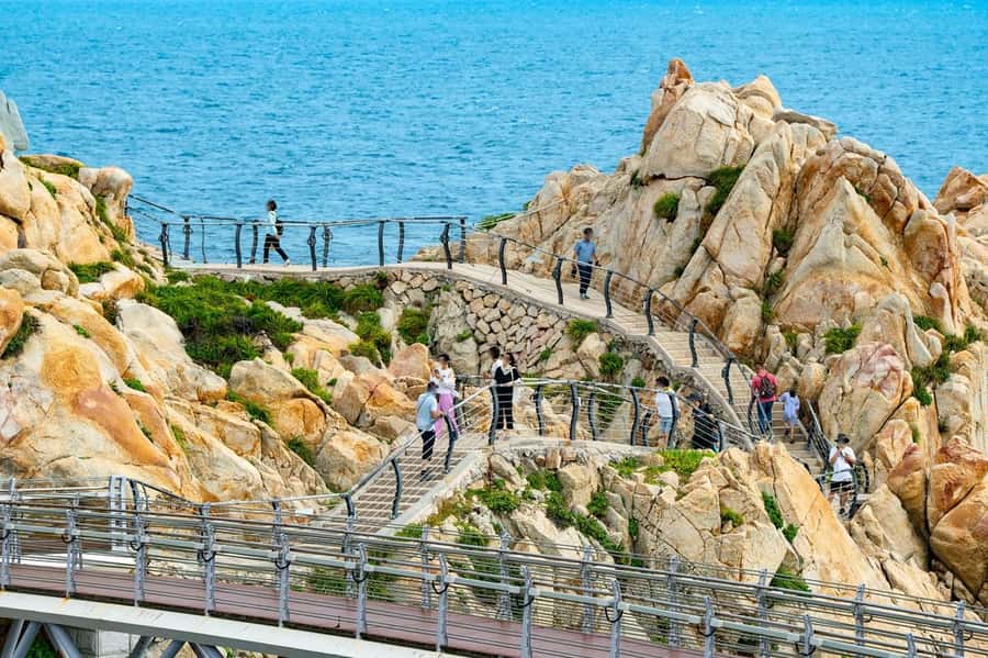 Busan: 7 Highlights Gyeongju City One Day Tour - The opening stop: Daewangam Suspension Bridge and sea views