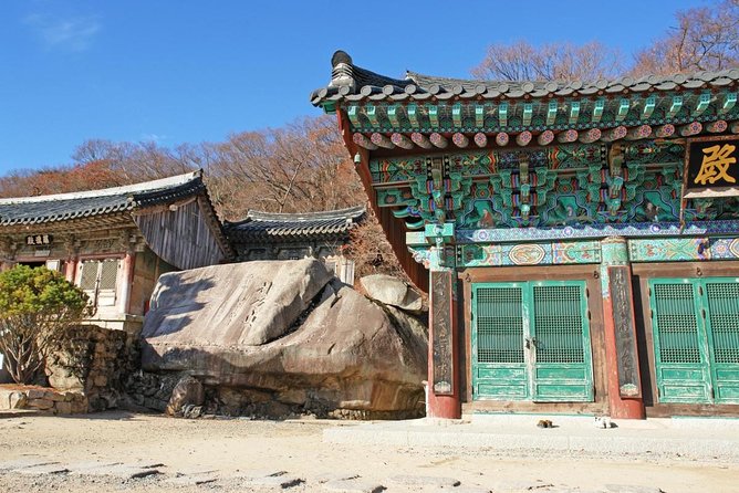 Busan Beomeosa Temple & Hongbeopsa Temple with temple lunch - Key points at a glance