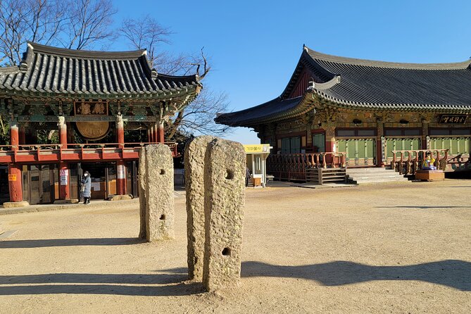 Busan Beomeosa Temple & Hongbeopsa Temple with temple lunch - The guide’s role and the value of a small group