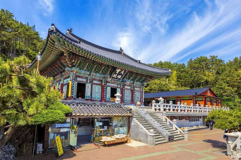 Busan: Coastal Treasures Beach Train, Culture Village & More - Songdo Skywalk over the ocean