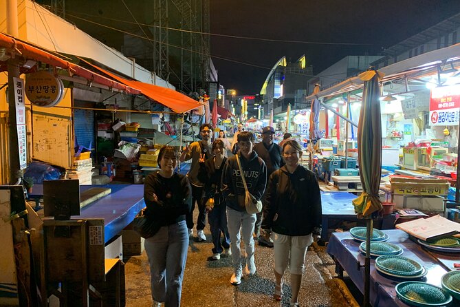 Busan Food Market Tour Seafoods and Street Foods - The guides make the difference