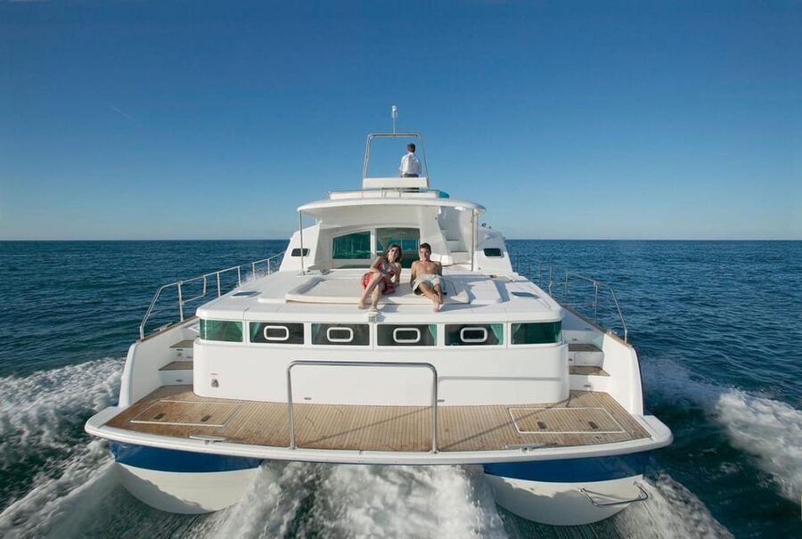 Busan: Group Sightseeing Yacht Cruise with Snacks and Drinks - Is $17 good value in Busan?