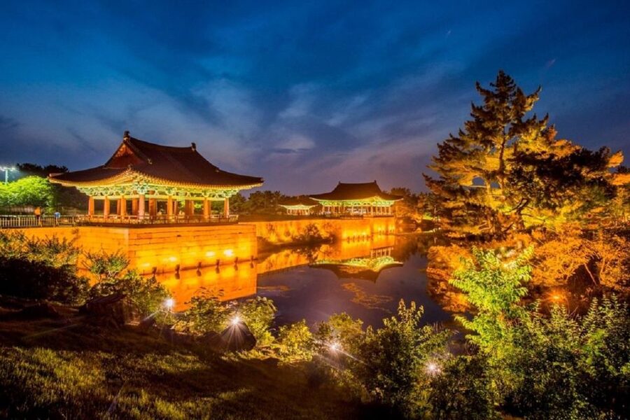 Busan: Gyeongju Guided Day Trip to Three Kingdoms Capital - Bulguksa Temple and the meaning behind the stonework