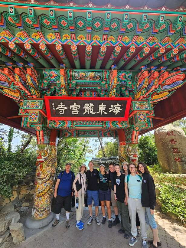 Busan: Hidden Gems Private Tour with a Certified Guide - A Busan day built around contrasts