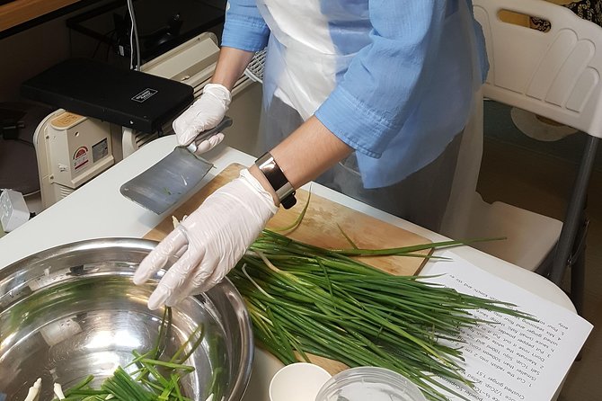 Busan Kkakdugi(Korean radish Kimchi) class with various options - Is the $100 price fair?