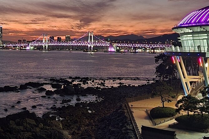 Busan Private Tour with an official tour guide - Cheongsapo Daritdol Skywalk: a short walk over the sea