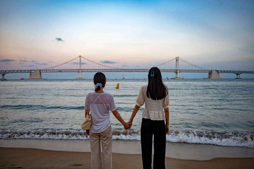 Busan's Best: Sea Temples, Yacht Tour & Sky Capsule Day Tour - Why this Busan day works so well