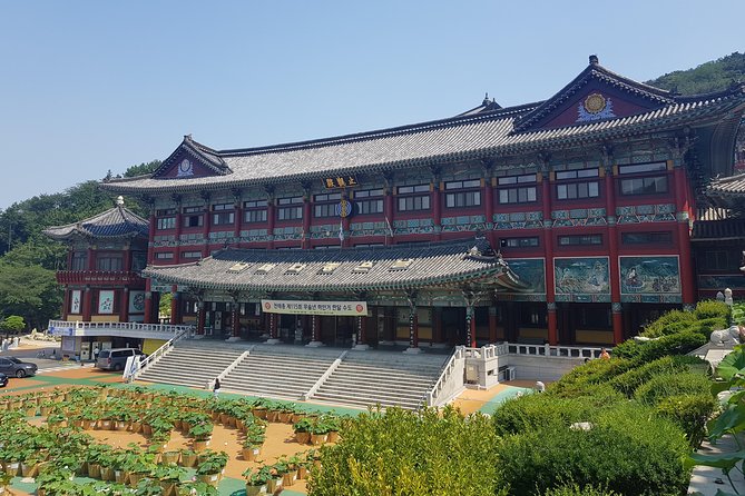 Busan Tour: Gamcheon Village & Haedong Yonggungsa Temple + Lunch - Hwangnyeongsan Mountain for the big city view