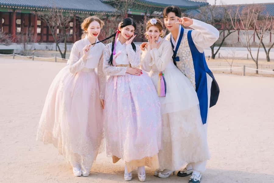 Changdeokgung Hanbok Experience at hanboknam - Why this rental works so well for Changdeokgung
