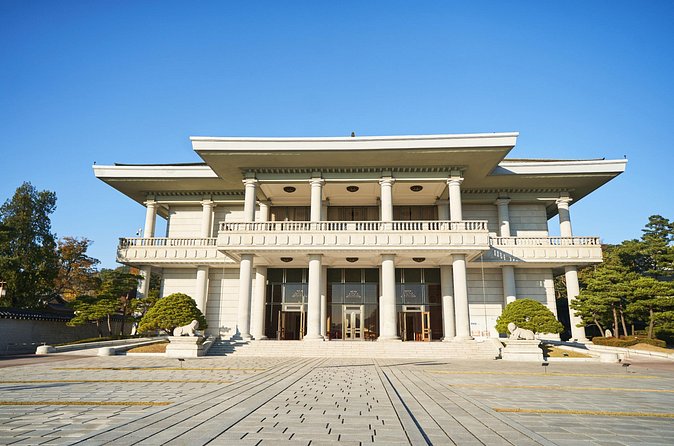 (Closed) Korea’s White House Walking Tour Blue House - Chimnyugak and the quieter side of the grounds