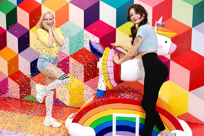 Color Pool Museum - Practical Tips for Better Photos