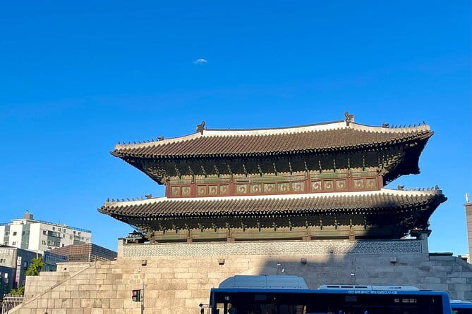 Contemporary & Retro Seoul Private Tour with Local Food Tasting - From DDP’s curves to Seoul’s older streets