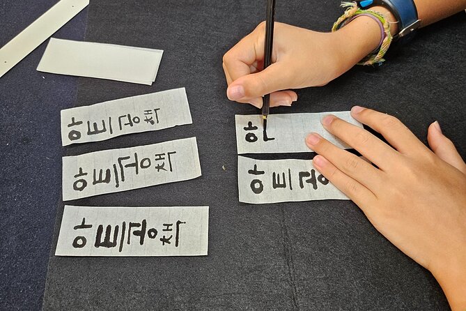 Create a Handmade Traditional Korean Notebook in Insadong - Practical planning for your Seoul day