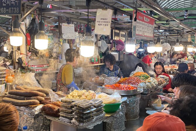 Customizable Seoul Private Tour Palaces Food and Markets - Cheonggyecheon Stream and Seoul’s city frame