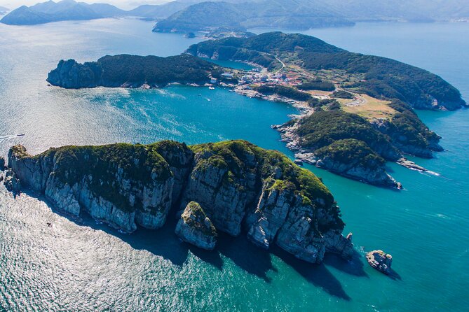 Day trip to beautiful Korean marine national park, Hallyeohaesang - The ferry crossing to Oedo Botania