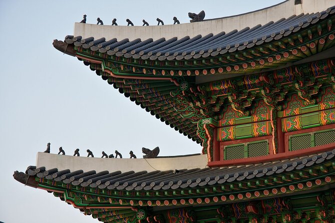Discover Seoul: Local Life and History - Gwanghwamun Square and the stories behind two statues