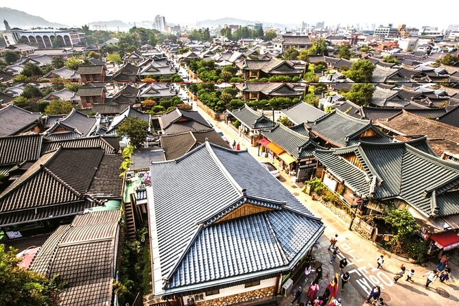 Discover Western Korea in 4days: All-Inclusive Experience - Transport, group size, and the daily pace