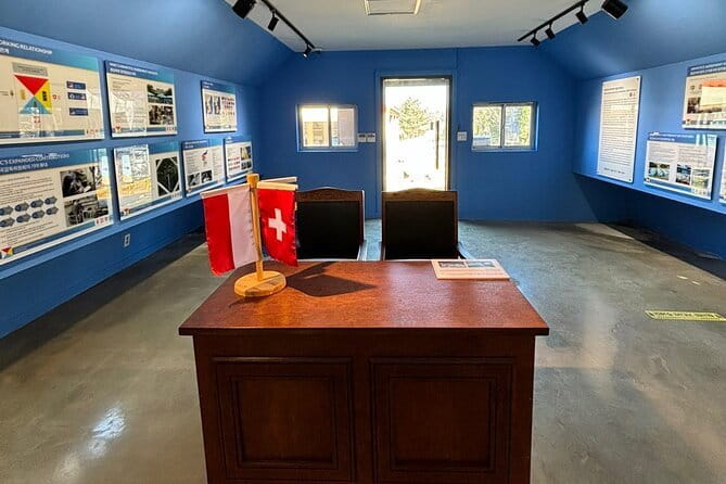DMZ Guided Tour & Suspension Bridge / North Korean Defector - Bridge of Freedom and the North Korea Experience Hall