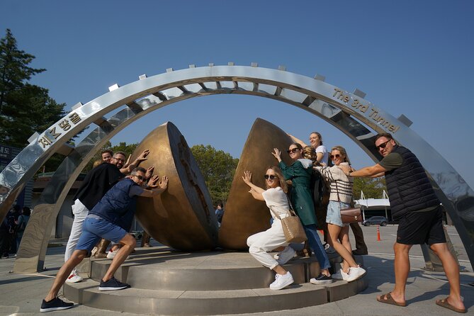 [DMZ Private Full day Tour] & The War Memorial include Lunch - Walking into the Third Tunnel