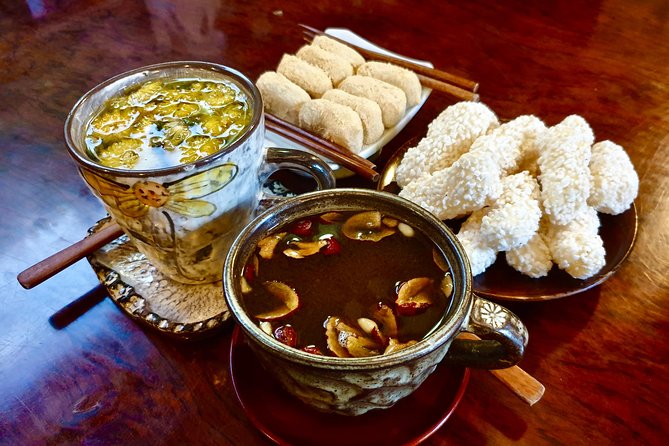 Downtown Seoul Guided Food & Market Tour with 8+ Local Tastings - Is $98 a fair price for three hours?