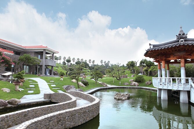 Explore Spirited Garden a Cultural Gem in Jeju - Practical Tips for a Better Visit