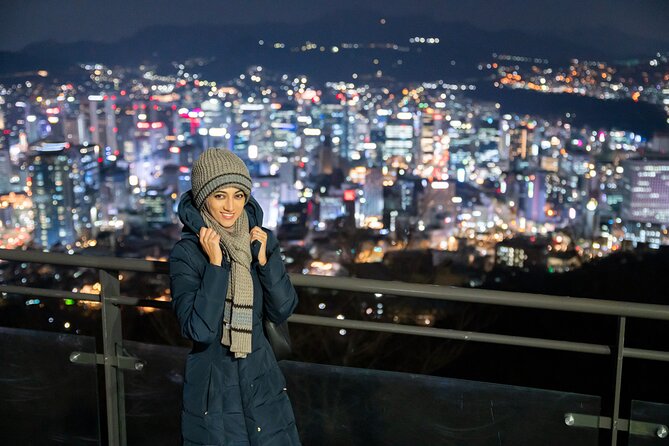 Flexible Private Van Tour in Seoul by Experts - The guide is the heart of the experience
