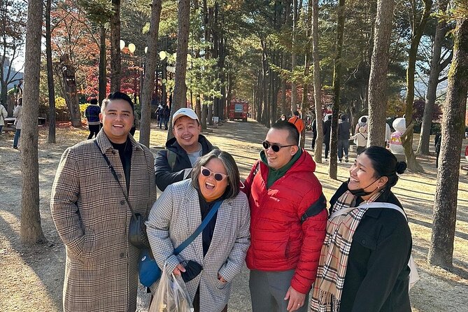 Four Seasons of Nami Island with Garden of Morning Calm Tour - A Korean lunch centered on dak galbi