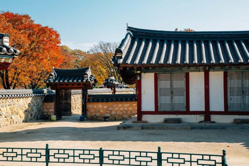 From Busan: Echoes of Silla Gyeongju Historical Day Tour - Hwangnidan-gil: a modern pause in an old city