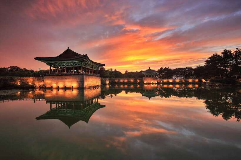 From Busan: Gyeongju UNESCO World Heritage Guided Day Tour - Package B: Gyochon Village and Gyeongju family history