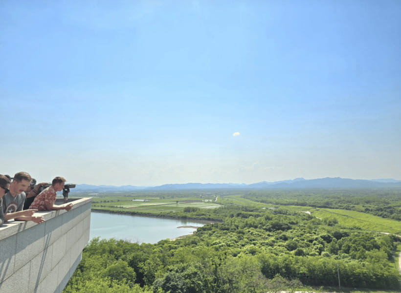 From Seoul: DMZ 2nd Tunnel & Y Shaped Suspension Bridge Tour - The guide can make or break the history