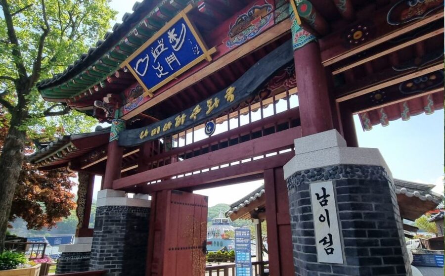From Seoul: Nami Island, K-drama Garden & Rail Bike Day Tour - Two seasonal schedules, two different moods