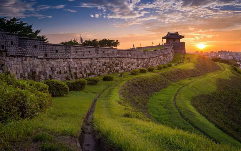 From Seoul: Suwon Hwaseong Fortress Night Tour - The Joseon story behind the stone walls