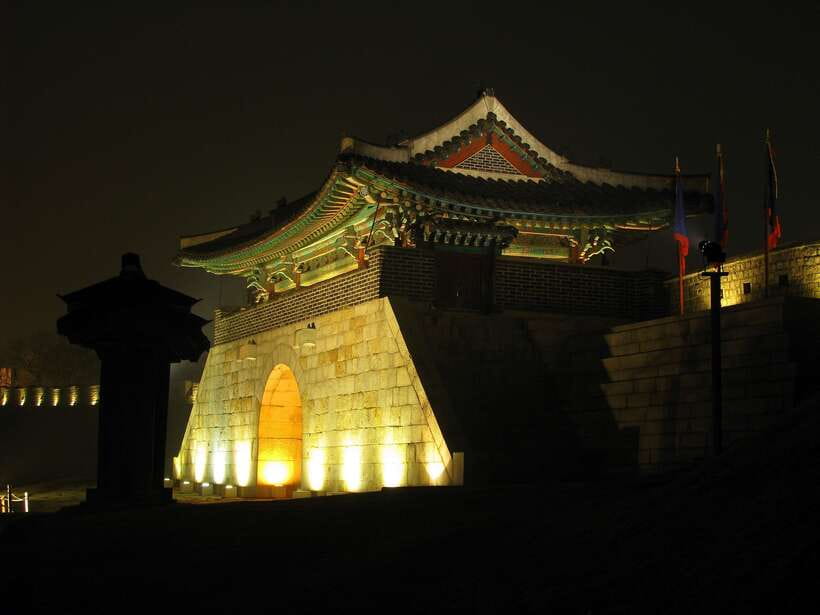 From Seoul: Suwon Hwaseong Fortress Night Tour - The summer weekend change: Haenggung Palace