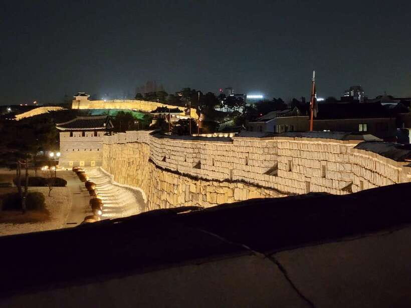 From Seoul: Suwon Hwaseong Fortress Night Tour - Who should book this evening in Suwon?