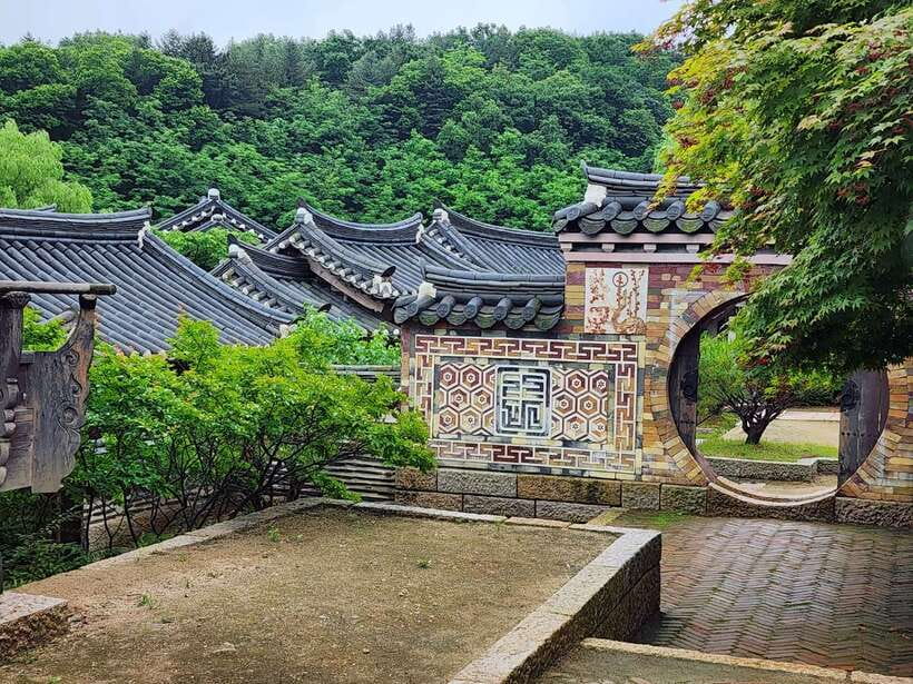 From Seoul: Suwon Hwaseong Fortress Tour - Half-day or full-day: choosing the better value