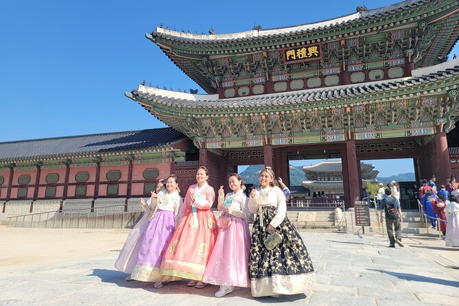 Full-day Customizable Private Seoul Highlight Tour - N Seoul Tower and the View from Namsan