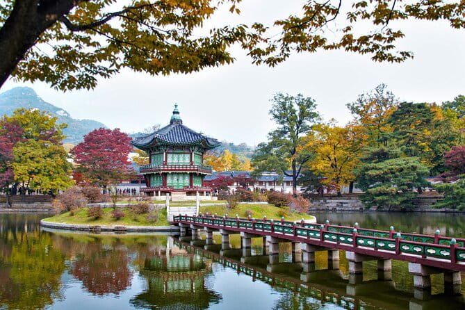 Full-Day Seoul Top Attractions Tour for Incheon Cruise Guests - Gyeongbokgung Palace and the royal guard ceremony
