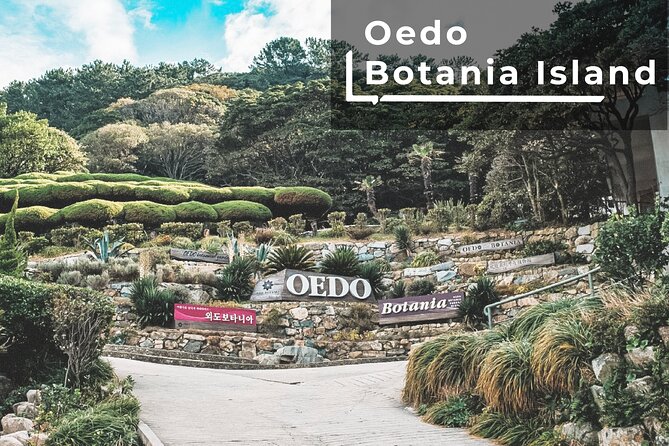 Geoje Oedo Botania Island from Busan - Haegeumgang and the rocky southern coast